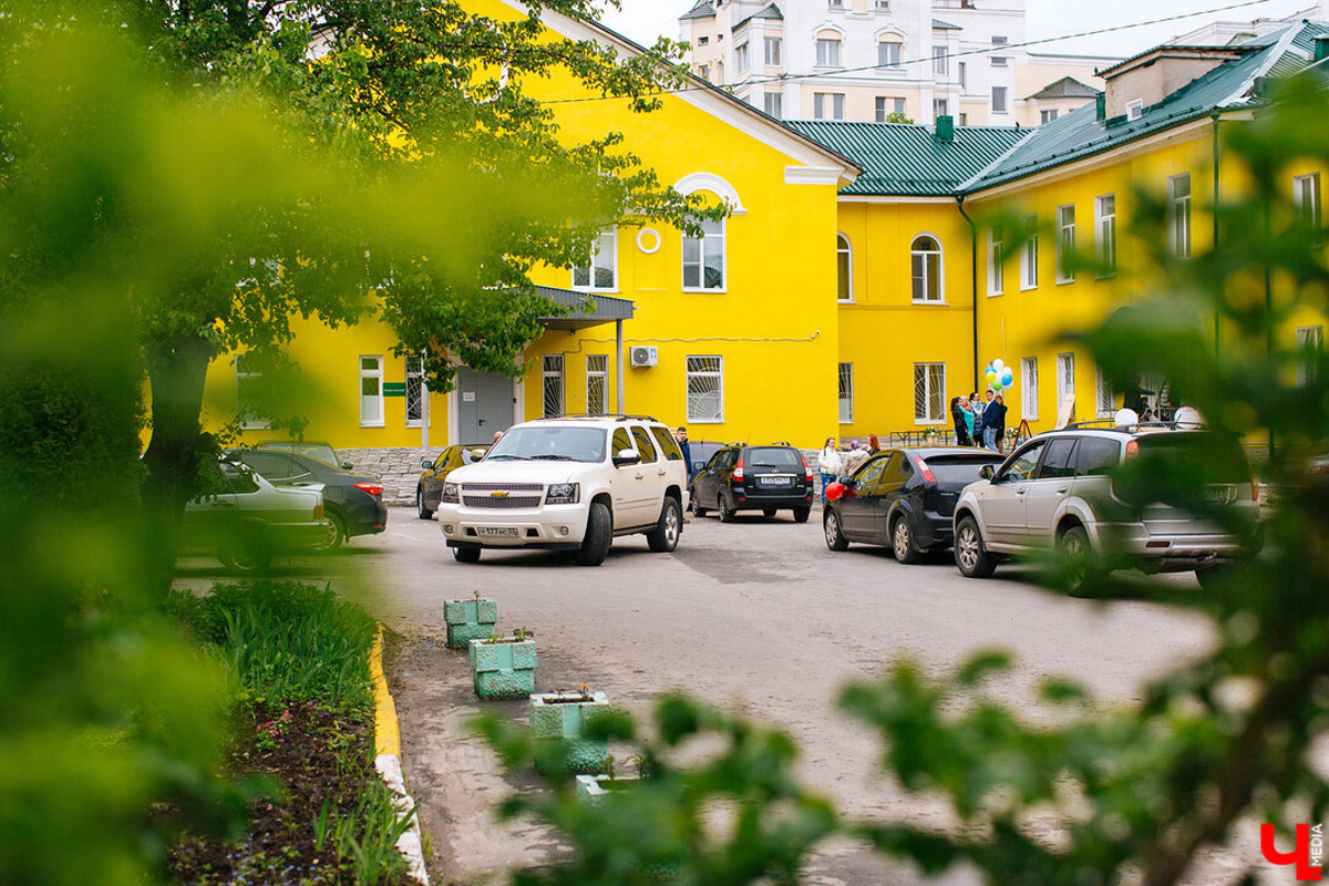 В столице 33-го региона не только завершаются работы 2023 года по благоустройству трех общественных пространств, но и готовятся другие обновления. Одни долгожданные, а другие, скорее, внезапные.