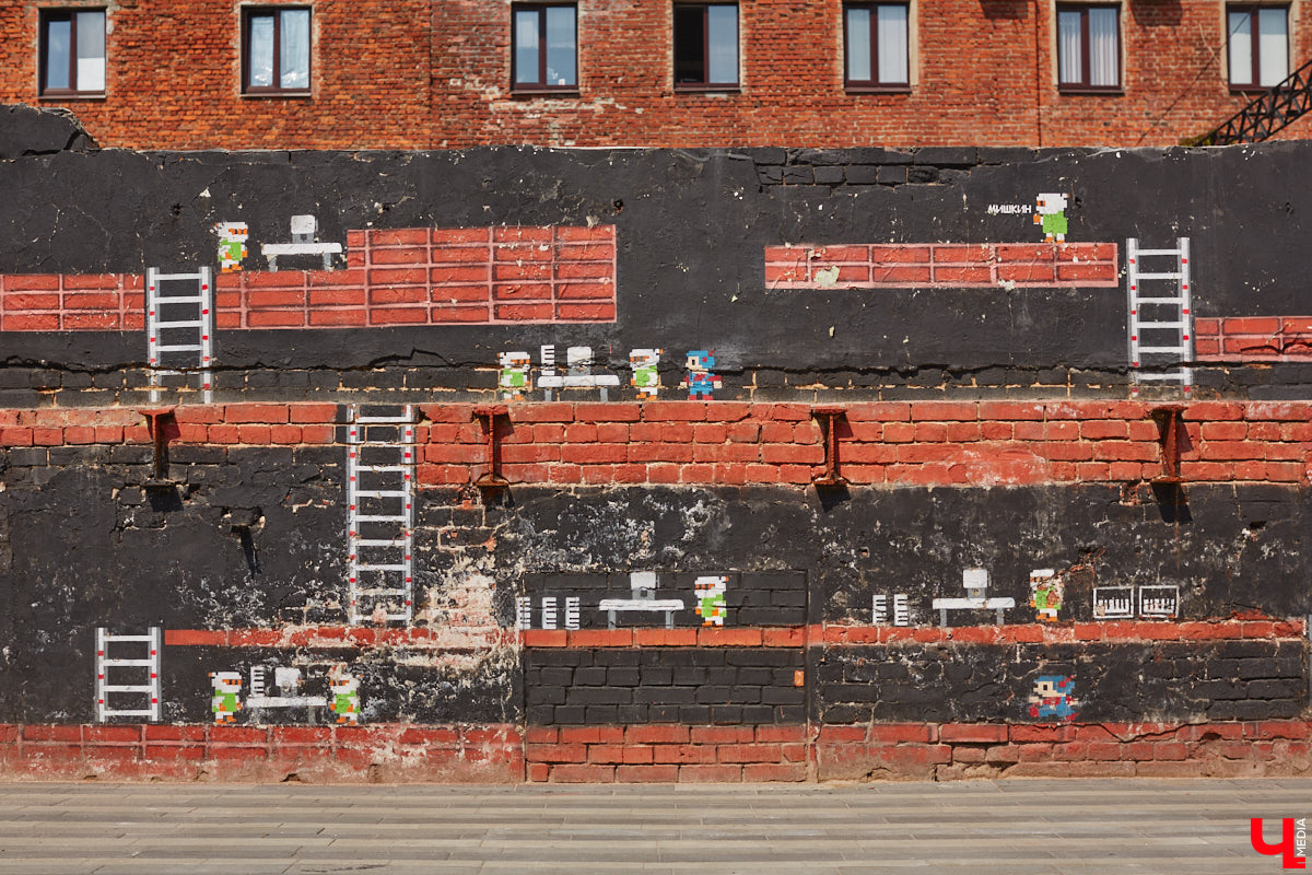 В прошлом во Владимире была группа улиц, в названии которых присутствовало слово «зеленый». Это Большая Зеленая, Малая Зеленая и Зеленая Ильинская улицы. В 1927 году Большая Зеленая стала частью улицы Сакко и Ванцетти, а Малая Зеленая потеряла свою первую часть. В 1935-м Зеленая Ильинская также получила новое название — улица Чехова. «Ключ-Медиа» решил прогуляться по бывшим Зеленым улицам и полюбоваться их достопримечательностями.