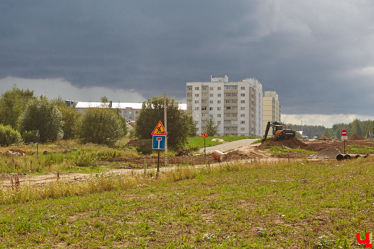 Август зашел с козырей, подарив нам долгожданные зной и безоблачное небо. Надеемся, вы воспользовались нашим советом отправиться бегом на пляж, ведь не факт, что такая возможность еще представится в ближайшее время.