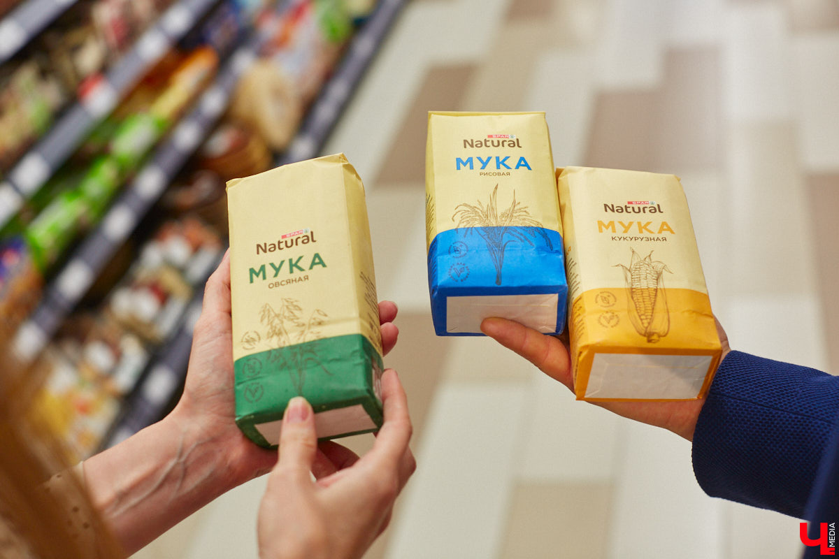 А почему бы сегодня нам не приготовить пылающий фруктовый пирог? Да еще и самый быстрый. К тому же из рисовой муки. Главным ингредиентом летнего блюда станут сочные и яркие абрикосы! Эксперимент проведем под присмотром главного кулинарного эксперта.