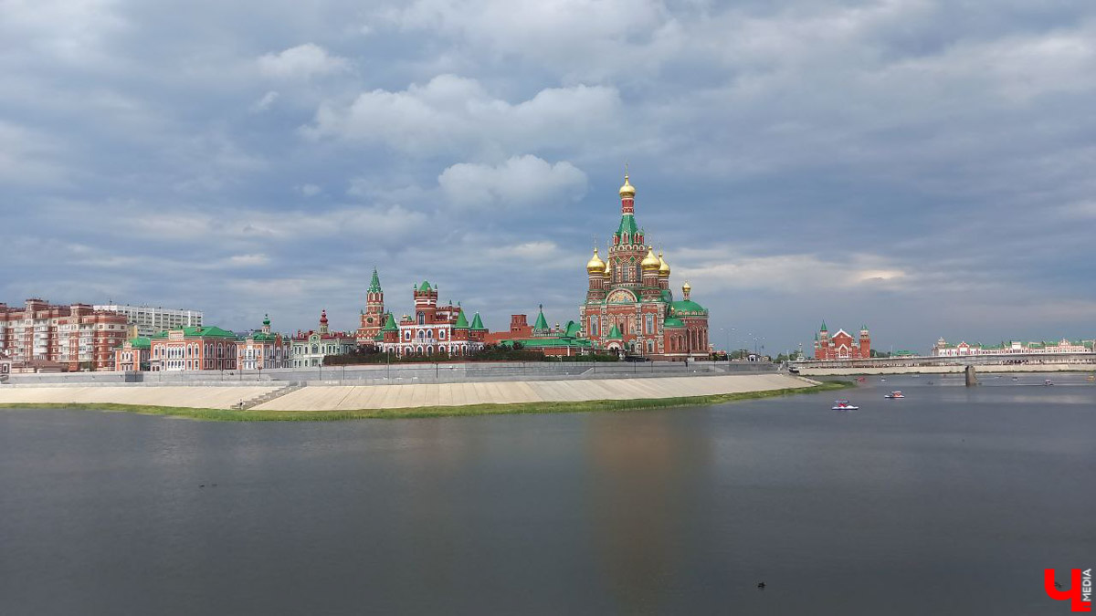 До выходных рукой подать, и всем нам нужны впечатления! Неплохим вариантом станет путешествие в Йошкар-Олу. До недавнего времени данное направление совсем не привлекало туристов. Сейчас же в городе тысячи гостей. Мы решили выяснить, почему, отправившись в столицу Республики Марий Эл на разведку.