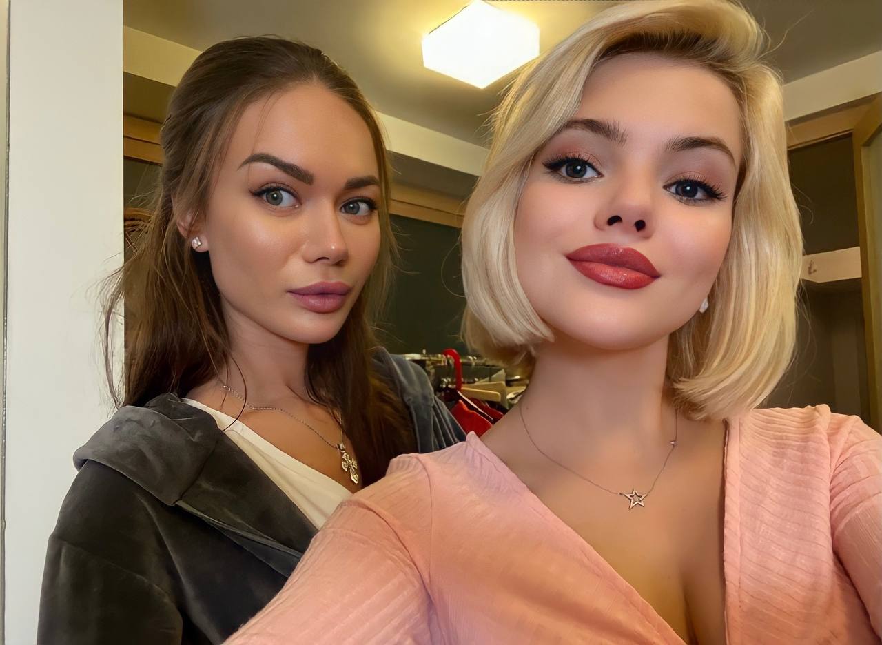 Жизнь экс-участницы Comedy Woman Софьи Лобановой неразрывно связана с юмором. На этот раз девушка из Владимира снялась в новом комедийном сериале «Телохранители», где ее партнером на площадке стал сам Сергей Маковецкий. О появлении новой строчки в своей фильмографии актриса рассказала «Ключ-Медиа»