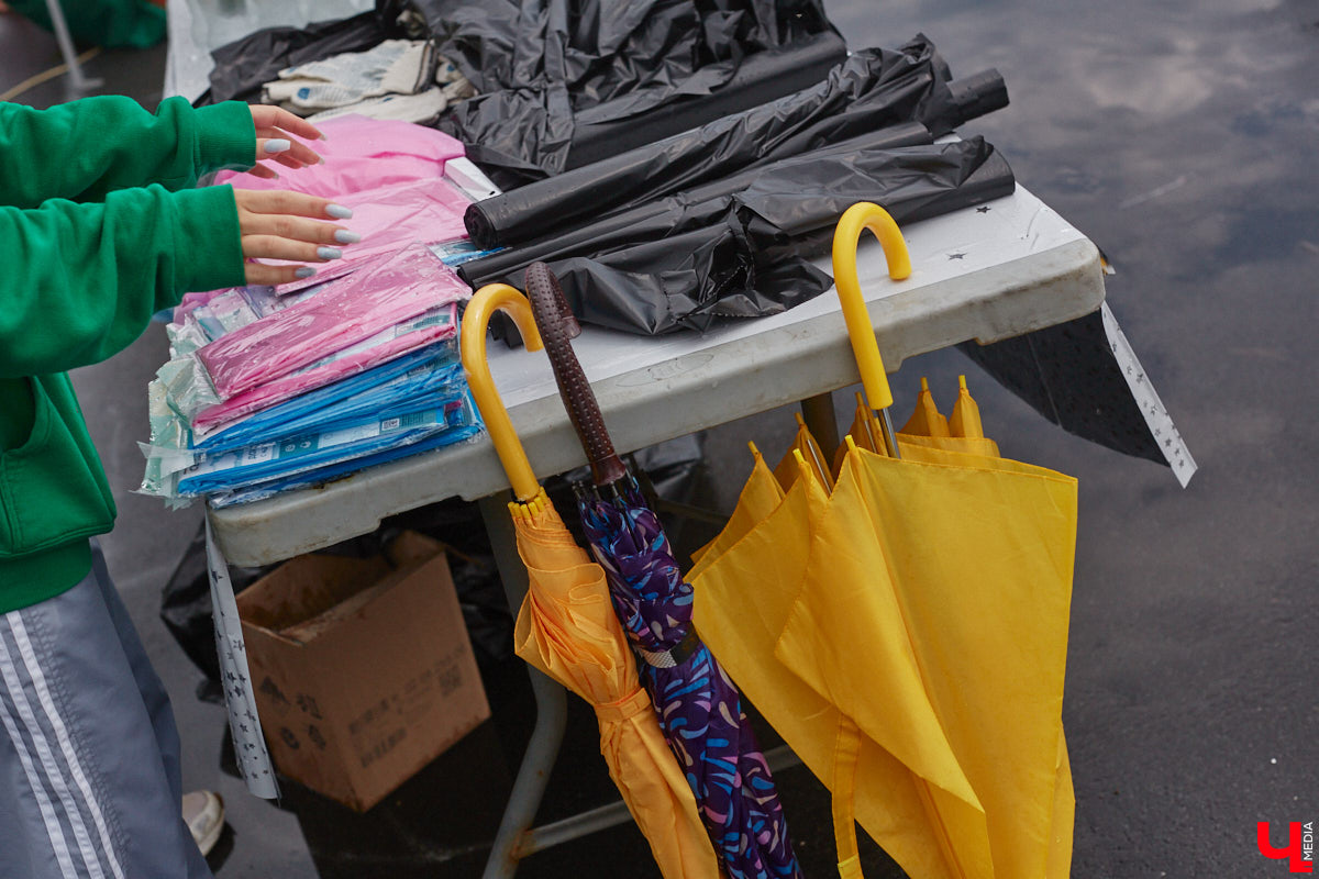 Август, вернись, я все прощу! Так и хочется закричать это вслед уходящему сезону. Месяц смилостивился и подарил нам несколько жарких денечков, но осень решила вступить в свои права раньше положенного срока. Что же прогнозируют синоптики на ближайшие будни и последние выходные и так не слишком удачного лета?