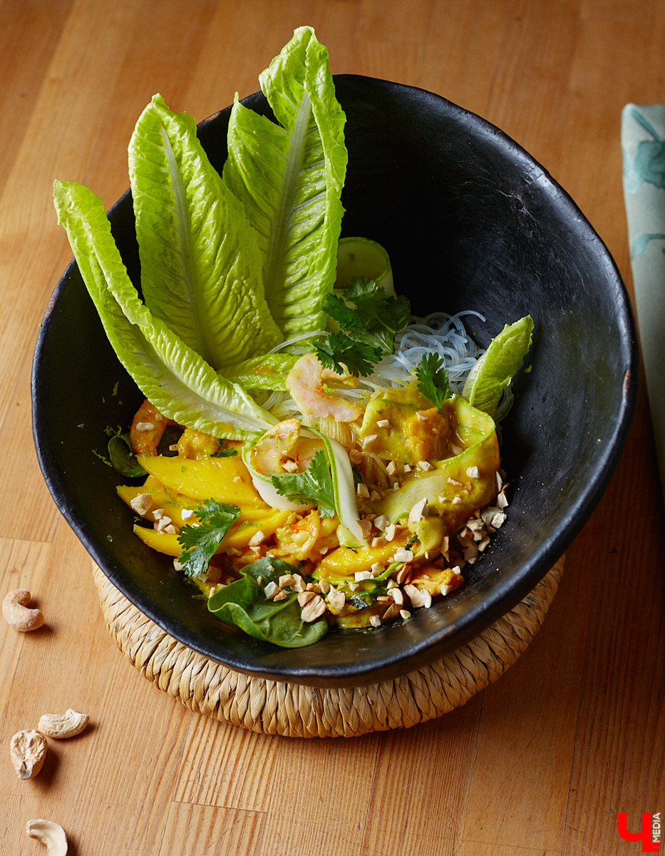 Перемещаться в пространстве с помощью вкусов возможно! Владимирский стоматолог для животных Валерия Алтунина сегодня, например, ощутила, что вернулась в любимый Таиланд.