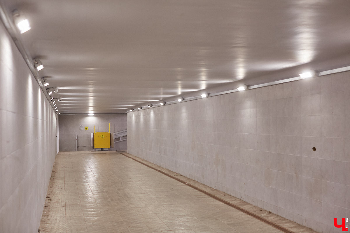 Вы часто пользуетесь подземными пешеходными переходами? В областном центре таких всего три, но назвать их образцово-показательными, к сожалению, нельзя. «Ключ-Медиа» спустился в тоннели под проезжей частью, чтобы показать, почему.