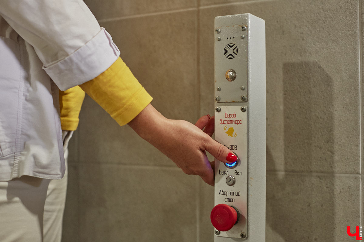 Вы часто пользуетесь подземными пешеходными переходами? В областном центре таких всего три, но назвать их образцово-показательными, к сожалению, нельзя. «Ключ-Медиа» спустился в тоннели под проезжей частью, чтобы показать, почему.