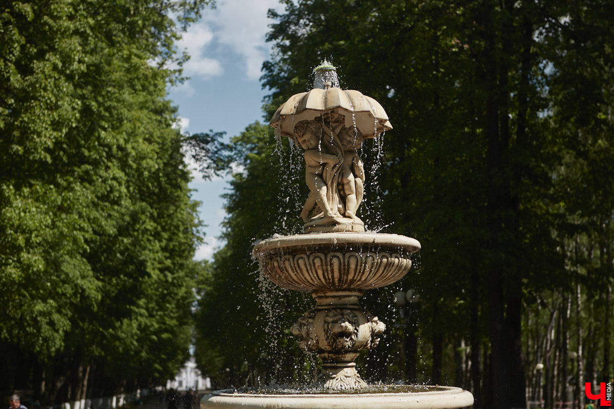 Вы уже настроились на осень и приготовились перелистнуть календарь на 3 сентября? Погодите, погода требует продолжения банкета. Август, который еще вчера планировал раньше времени уступить место своему соседу, передумал. Прогноз на ближайшие недели обещает много сюрпризов, причем приятных!