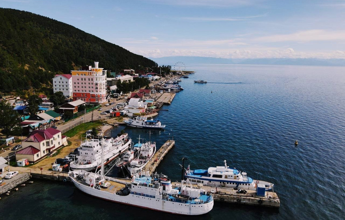 России есть чем удивить! И Мария Беспалова из Владимира убедилась в этом лично. Вместе с командой она совершила тур по Сибири и Дальнему Востоку, оценив самые необычные туристические проекты. Что предлагают приезжим креативные предприниматели нашей страны? Читайте в материале «Ключ-Медиа».