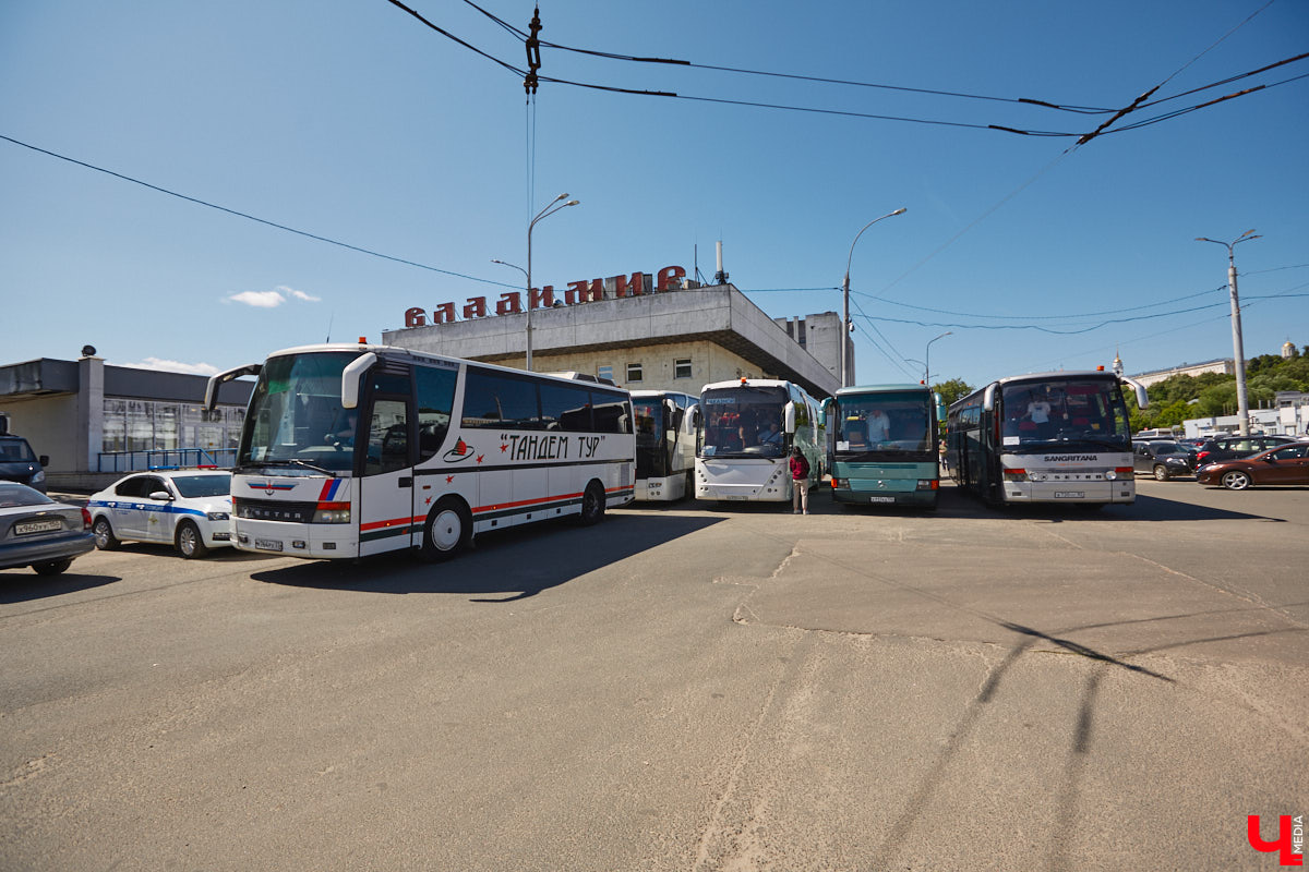 Обновление Вокзальной площади — дело нужное. Тем более сейчас, когда областному центру решили присвоить звание города трудовой доблести. Но можно ли сделать быстро хорошо? Об этом сегодня порассуждал сооснователь сообщества «Владимир будущего» Сергей Егоров.