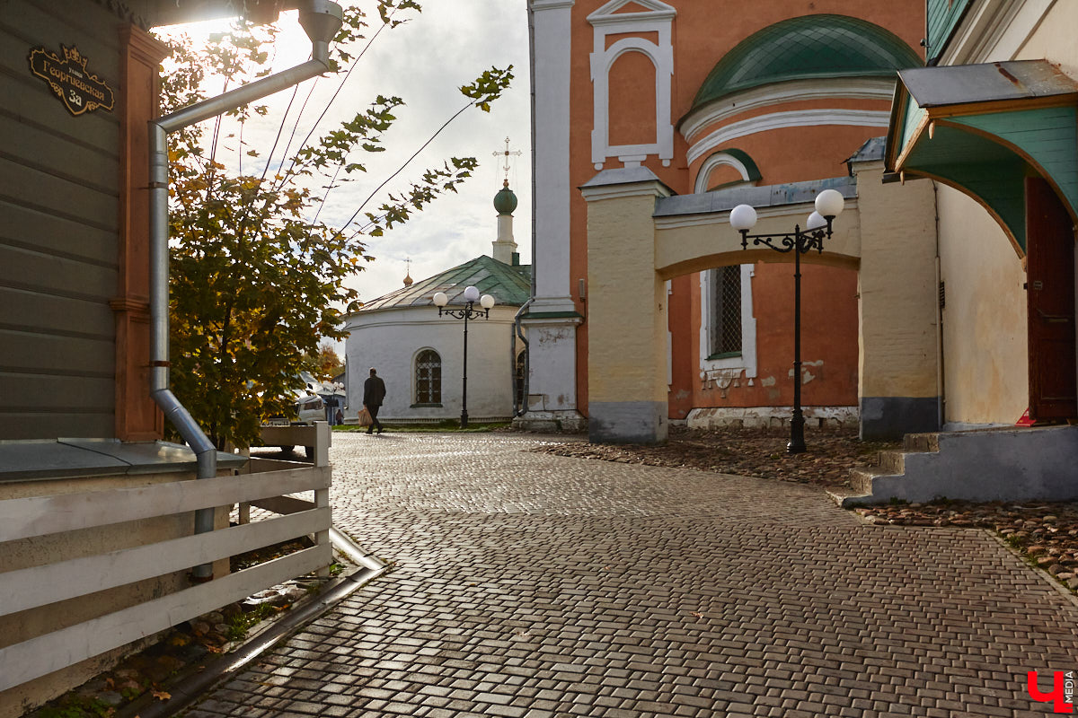 Мы все любим наш город, поэтому хотим его улучшить. А расти, признаемся честно, есть куда. У инженера Алексея Владимирова накопилась уйма конструктивных предложений по реформированию центра областной столицы, которыми он и поделился с «Ключ-Медиа».