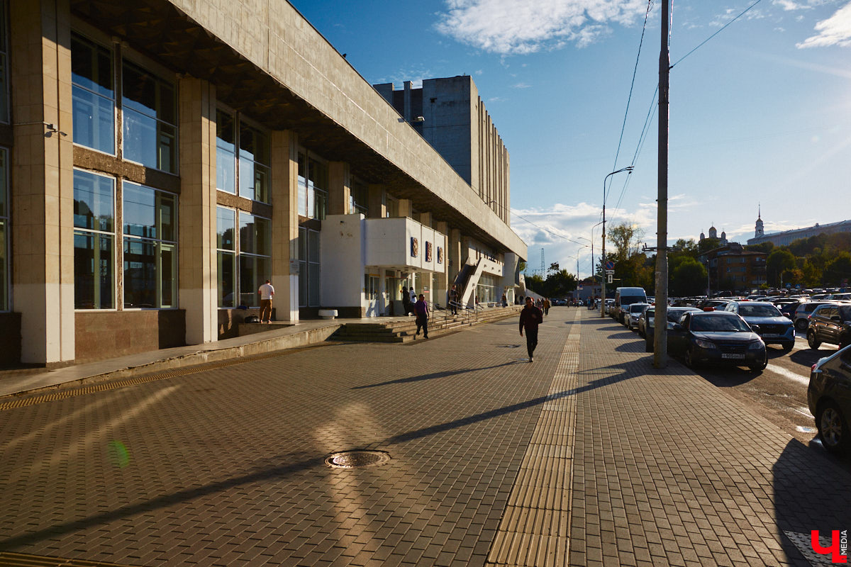 Мы все любим наш город, поэтому хотим его улучшить. А расти, признаемся честно, есть куда. У инженера Алексея Владимирова накопилась уйма конструктивных предложений по реформированию центра областной столицы, которыми он и поделился с «Ключ-Медиа».