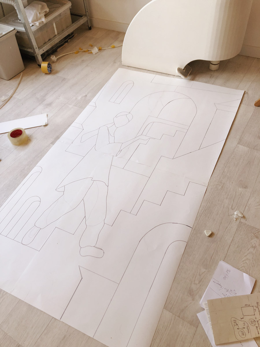 Неизвестно, появился        ли        бы уникальный арт-объект на        заборе в        Добром, если        бы у        керамиста Елизаветы Комаровой не        было дома с        собственной мастерской. Рассказываем про грандиозную реконструкцию семейного гнездышка на        перекрестке Погодина и        Восточной, где все сделано своими руками. А        главное        — с        любовью. Ну        и, разумеется, показываем, как из        заурядной сельской избы с        комнатами-клетушками владимирцы создали дом мечты с        совершенно неповторимым обликом.