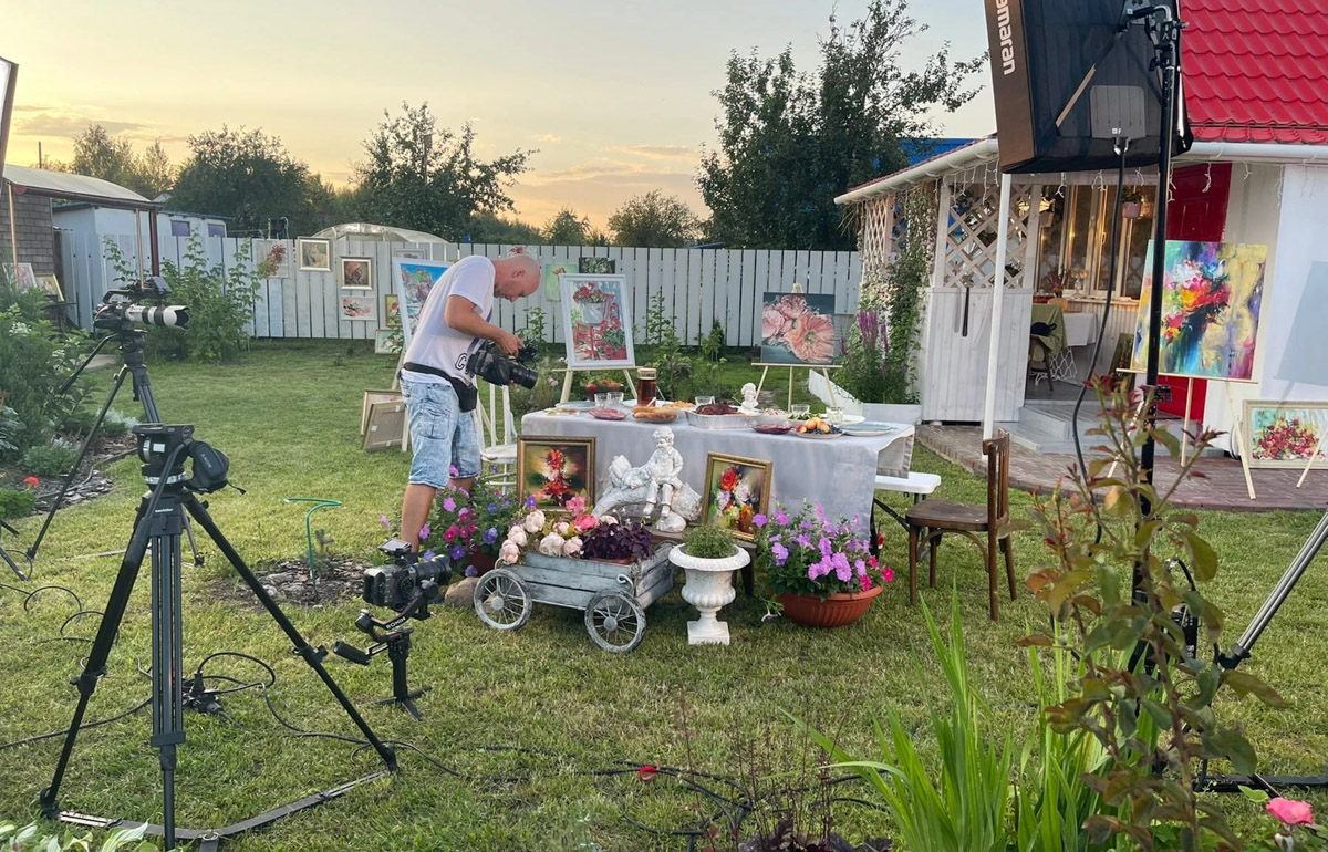 На телеканале «Пятница!» вышла новая серия реалити-шоу «Четыре дачи». Участие в нем приняли жители Золотого кольца России, причем двое из 33-го региона. Оба пусть и не победили, зато заняли призовые места. О том, как проходили съемки и что осталось за кадром, они рассказали «Ключ-Медиа».