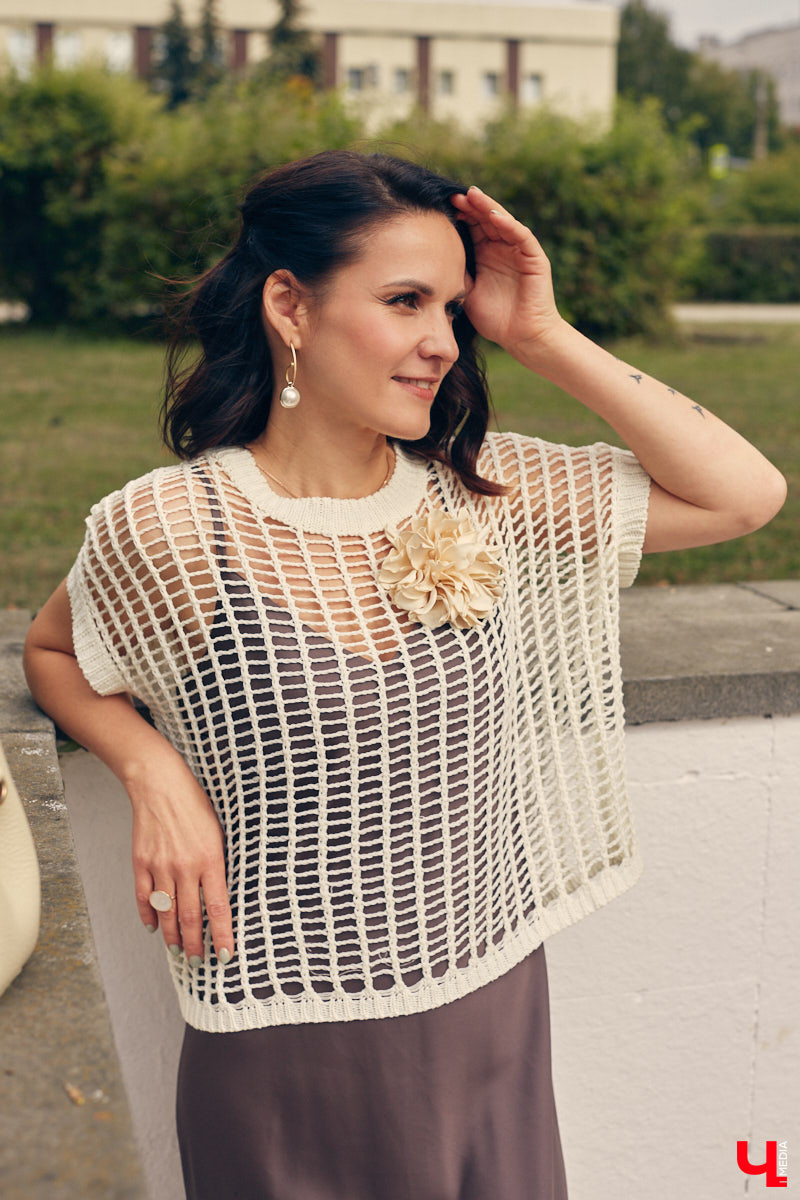 Любая одежда может сказать о человеке гораздо больше, чем тысяча слов. Визажист из Владимира Татьяна Зубачева уверена, понять настроение собеседника можно лишь по тому, что человек утром достал из своего гардероба. Предлагаем проверить эту теорию на ней самой.