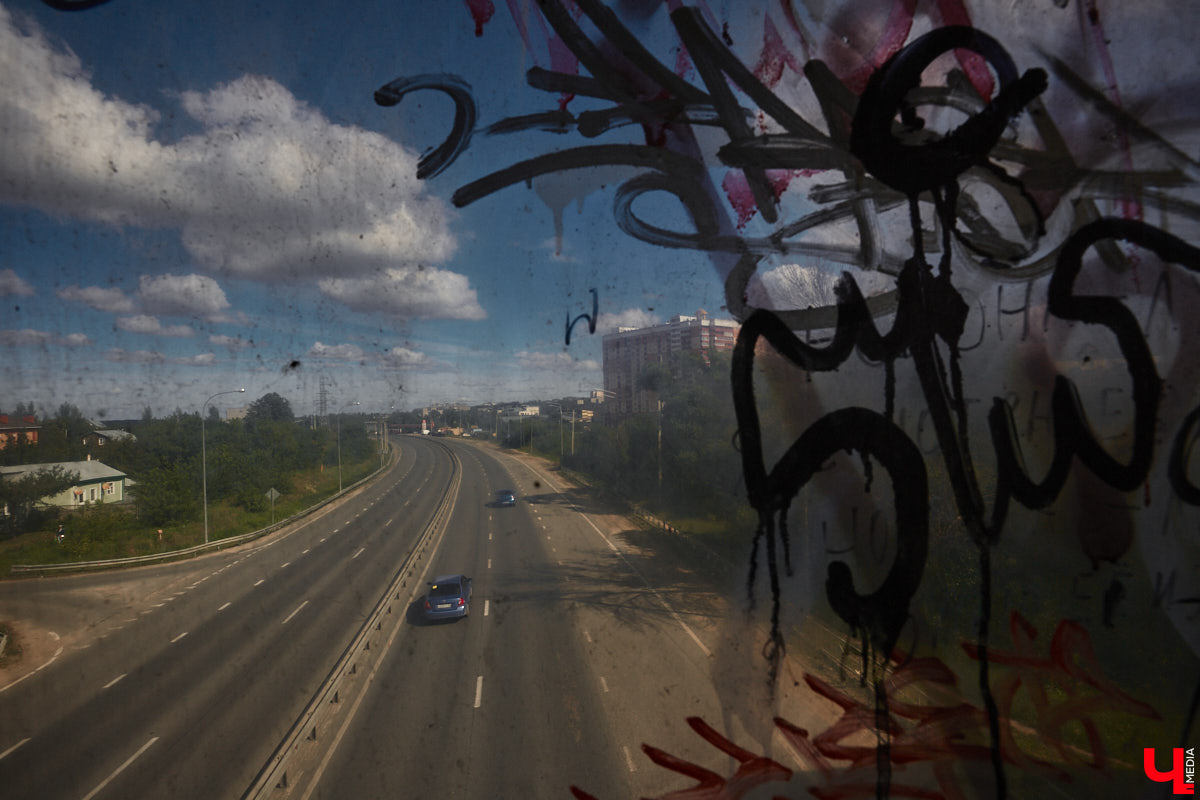 Вы давно пользовались надземными пешеходными переходами в черте областного центра? Если да, предлагаем совершить виртуальную экскурсию вместе с нами. «Ключ-Медиа» выбрал три владимирских объекта из десяти и проинспектировал их.