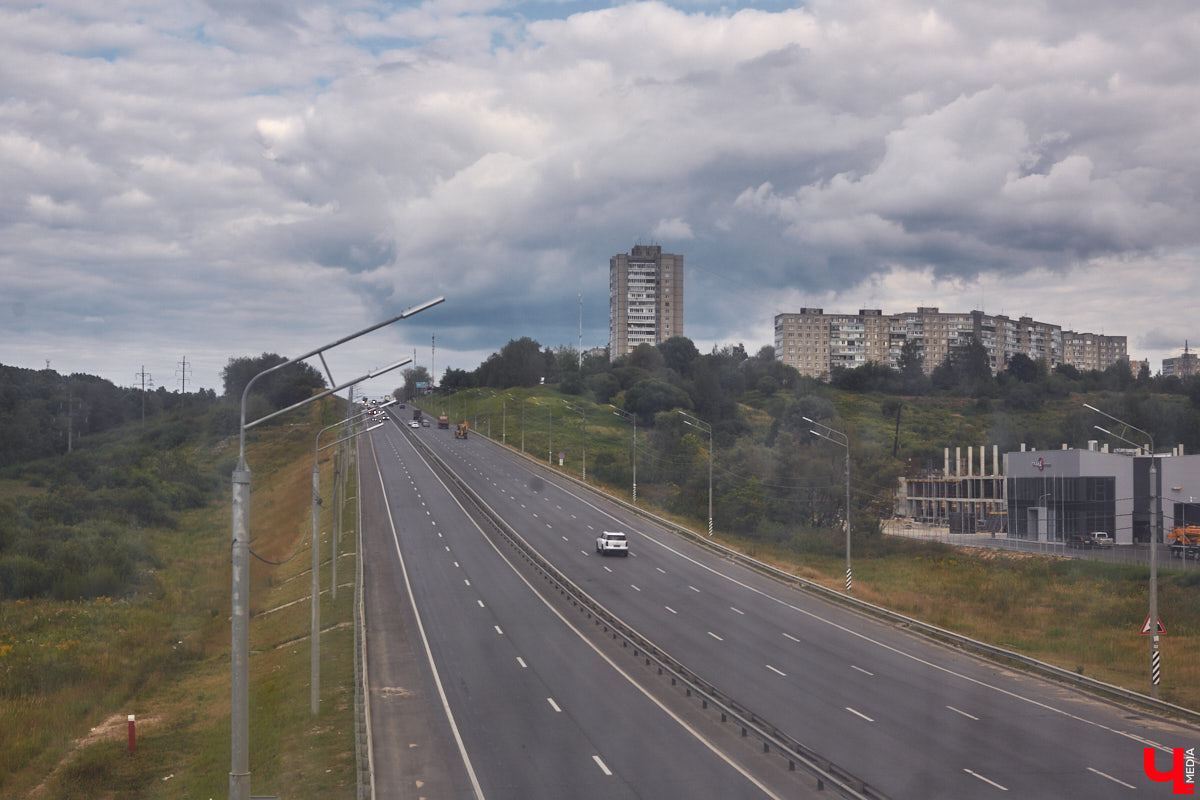 Вы давно пользовались надземными пешеходными переходами в черте областного центра? Если да, предлагаем совершить виртуальную экскурсию вместе с нами. «Ключ-Медиа» выбрал три владимирских объекта из десяти и проинспектировал их.