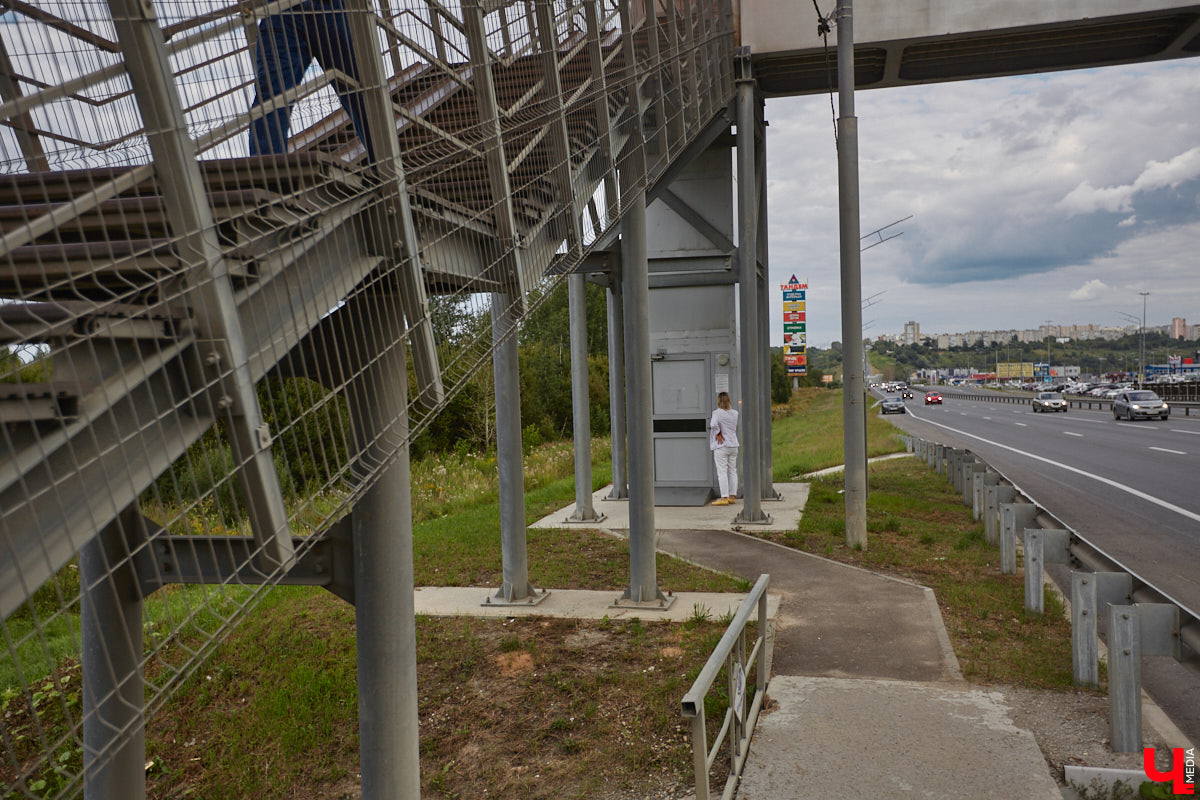 Вы давно пользовались надземными пешеходными переходами в черте областного центра? Если да, предлагаем совершить виртуальную экскурсию вместе с нами. «Ключ-Медиа» выбрал три владимирских объекта из десяти и проинспектировал их.