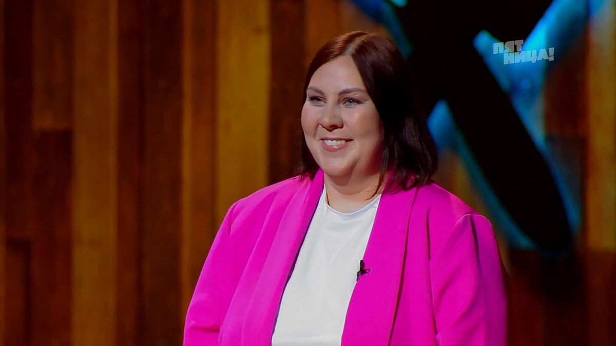 Жительница Костерево Екатерина Плужникова снялась в шестом выпуске «Битвы шефов» на телеканале «Пятница!». Ей удалось не только почти дойти до финала программы, но и покорить сердца именитых ведущих кулинарным талантом. «Ключ-Медиа» из первых уст узнал все подробности участия повара из Владимирской области в популярном шоу. 