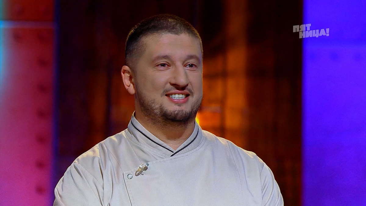 Жительница Костерево Екатерина Плужникова снялась в шестом выпуске «Битвы шефов» на телеканале «Пятница!». Ей удалось не только почти дойти до финала программы, но и покорить сердца именитых ведущих кулинарным талантом. «Ключ-Медиа» из первых уст узнал все подробности участия повара из Владимирской области в популярном шоу. 