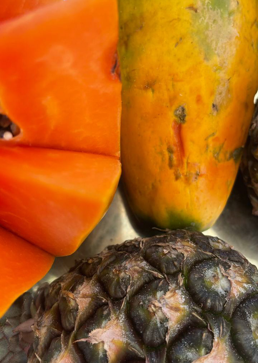 Летом этого года Куба стала одним из самых популярных направлений среди российских туристов. Только по официальным данным количество отдыхающих из нашей страны там выросло в полтора раза. Среди тех, кто выбирает белые песчаные пляжи и романтические пейзажи, все больше жителей нашего города. Среди них оказалась и Ольга Богданова, которая отметила на Острове свободы свой день рождения.