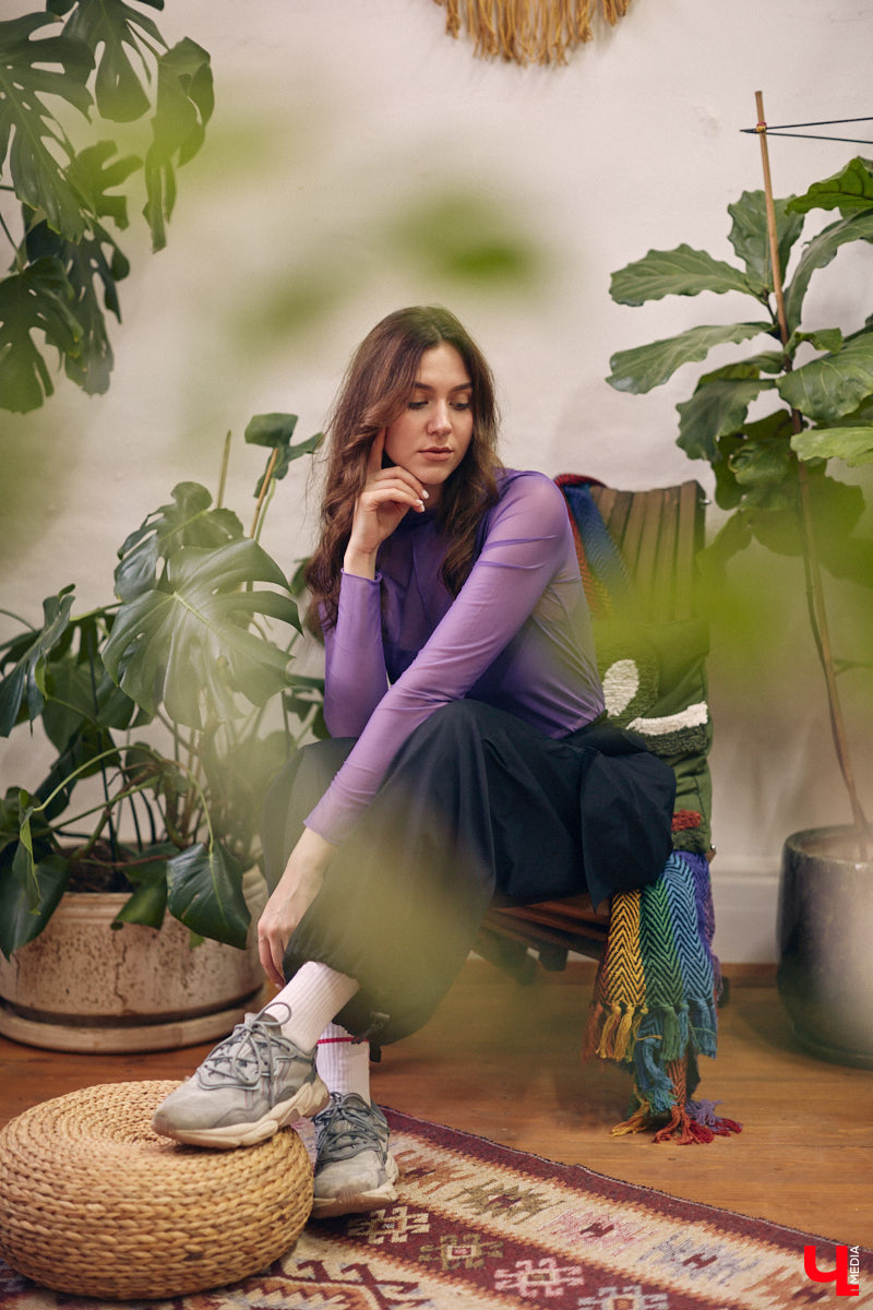 Законсервированная владимирская электростанция продолжает притягивать креативных людей. На территории пространства ТЭЦ-1 уже прошла театральная постановка, а сейчас там разместилась новая зеленая студия. Проект для нашего города необычный. В чем его суть? Авторы рассказали об этом «Ключ-Медиа» в день открытия локации.