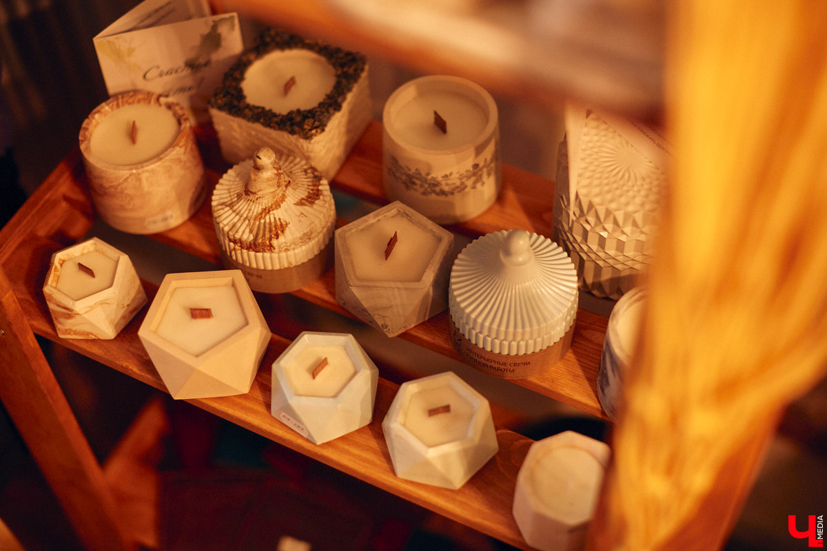 Законсервированная владимирская электростанция продолжает притягивать креативных людей. На территории пространства ТЭЦ-1 уже прошла театральная постановка, а сейчас там разместилась новая зеленая студия. Проект для нашего города необычный. В чем его суть? Авторы рассказали об этом «Ключ-Медиа» в день открытия локации.