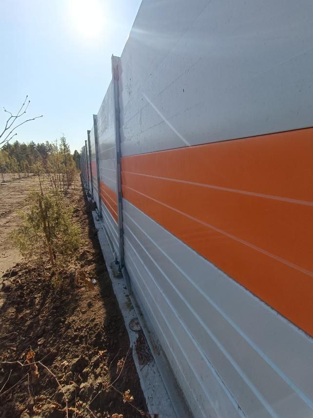 Дикие животные в регионе теперь смогут безопасно преодолевать скоростную магистраль М-12. Специально для них над и под трассой построят экодуки и зверопроходы. Первое сооружение в Судогодском районе уже открыли для лосей, оленей, кабанов и других обитателей леса. 