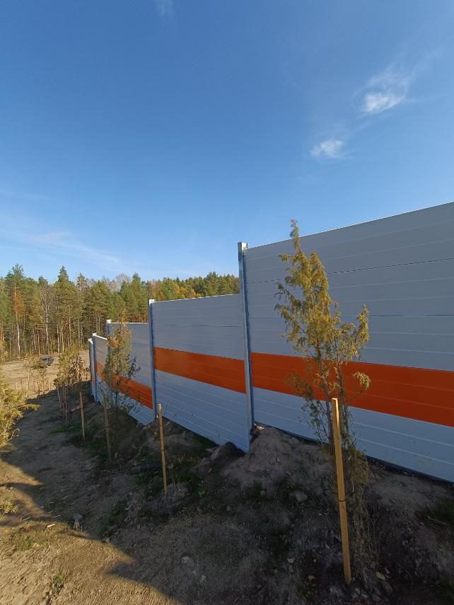 Дикие животные в регионе теперь смогут безопасно преодолевать скоростную магистраль М-12. Специально для них над и под трассой построят экодуки и зверопроходы. Первое сооружение в Судогодском районе уже открыли для лосей, оленей, кабанов и других обитателей леса. 