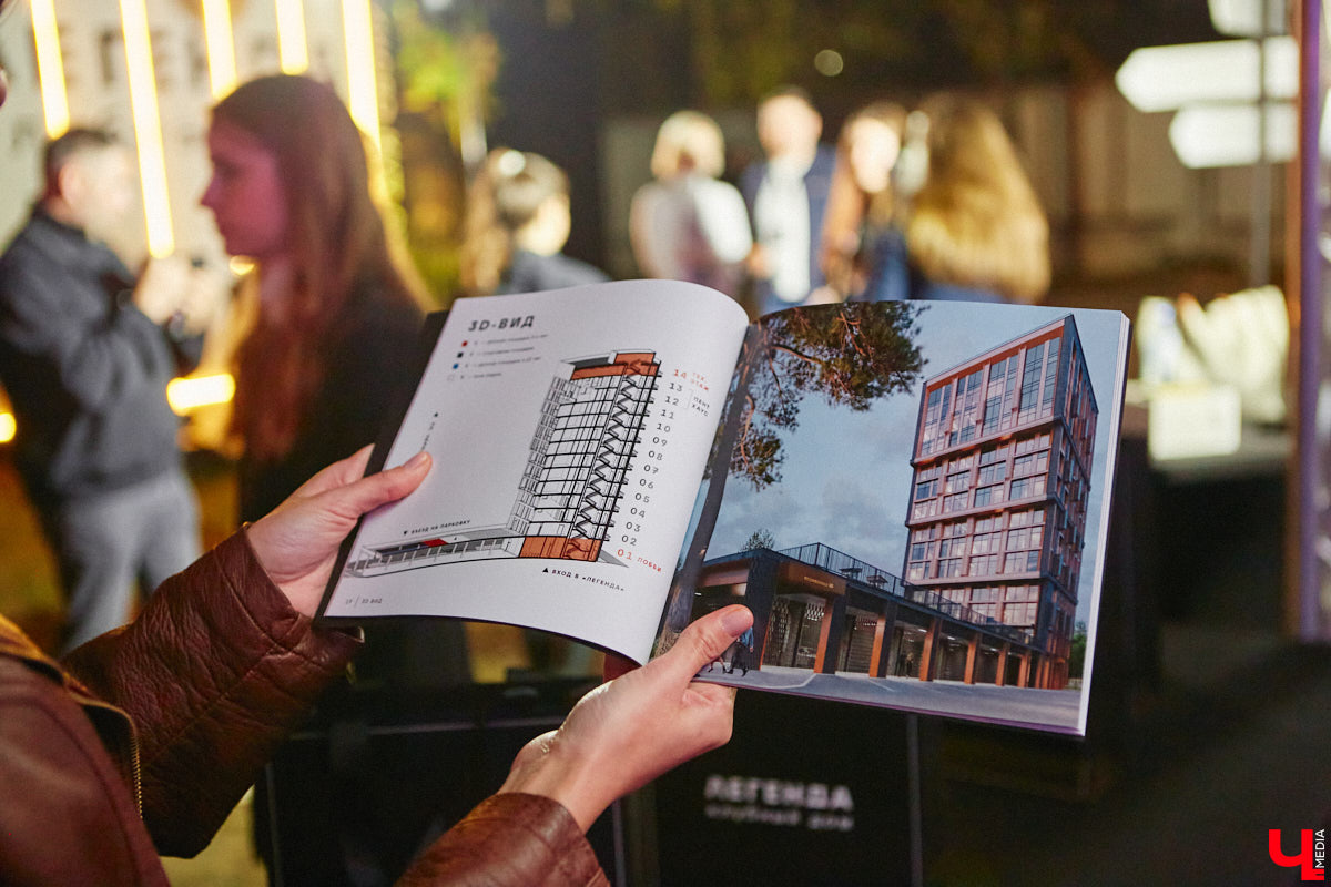 В Коврове состоялось поистине знаковое для города событие: презентация клубного дома на улице Чернышевского. Уже с первого взгляда на проект стало понятно: это будет не просто круто, а легендарно! Ступенчатый объем здания, закрытая зона отдыха на стилобате с фитнес-площадкой и лаунж-зоной, двухуровневые пентхаусы — это лишь часть того, что предлагает застройщик для комфорта будущих владельцев квартир.