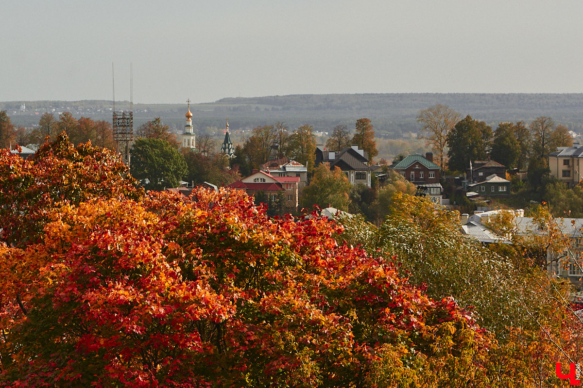 На Студеной Горе во Владимире идет строительство нового отеля, некогда застывшего. Какое название он получит в итоге, еще неизвестно. Ясно одно: это будет точно не «Хилтон». Рассказываем, что уже успели сделать и к какому сроку гостиницу обещают достроить.