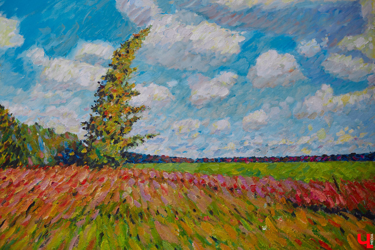 Однажды в общественном транспорте две женщины громко спорили, где растут самые вкусные яблоки. Одна говорила, что в МЮДе, другая уверяла, что в поселке Садовом. И обе оказались правы. Что еще интересного есть в этом районе, на сегодняшней экскурсии нам поведал местный художник Антон Ёжкин.