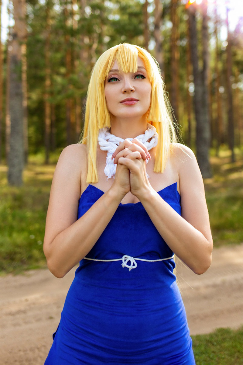 Участники косплей-команды из Владимирской области организовали фотосессию на тему популярного аниме. Все костюмы ребята сделали своими руками. В результате персонажи «Доктора Стоуна» материализовались прямо на берегу реки Клязьмы.