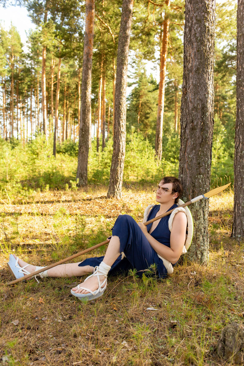 Участники косплей-команды из Владимирской области организовали фотосессию на тему популярного аниме. Все костюмы ребята сделали своими руками. В результате персонажи «Доктора Стоуна» материализовались прямо на берегу реки Клязьмы.