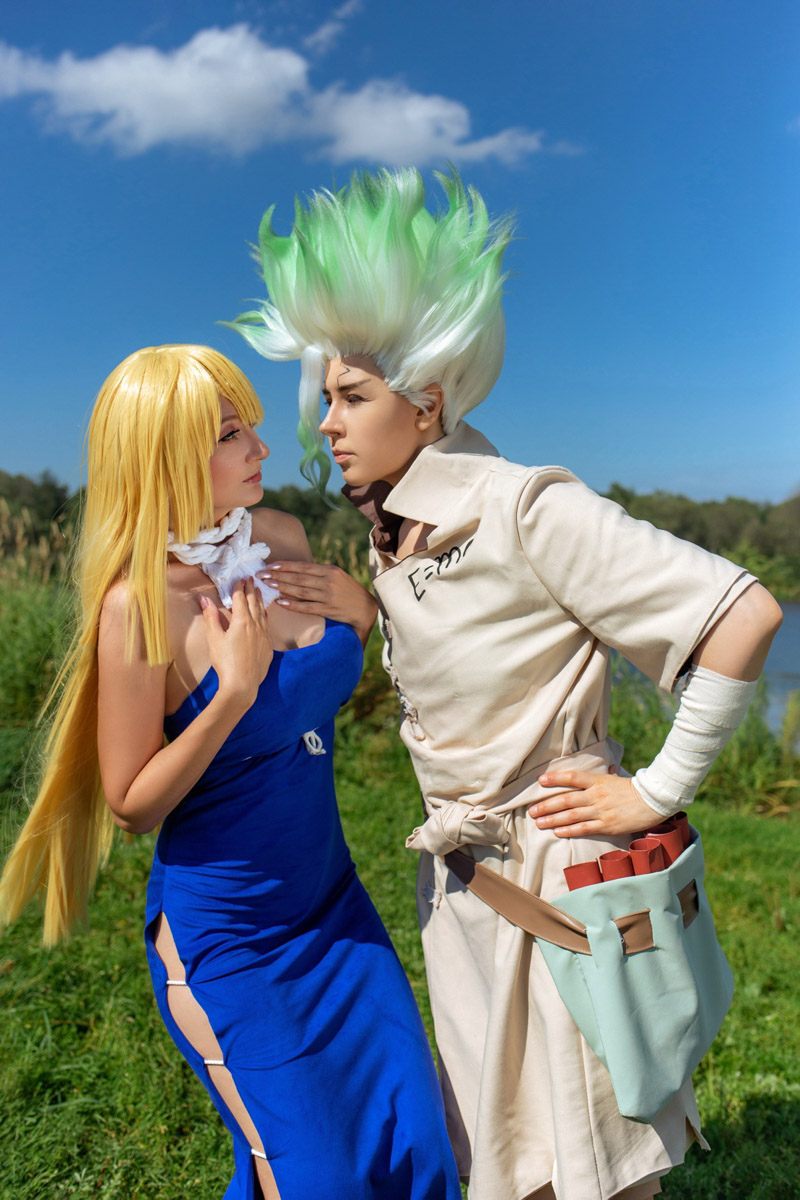 Участники косплей-команды из Владимирской области организовали фотосессию на тему популярного аниме. Все костюмы ребята сделали своими руками. В результате персонажи «Доктора Стоуна» материализовались прямо на берегу реки Клязьмы.