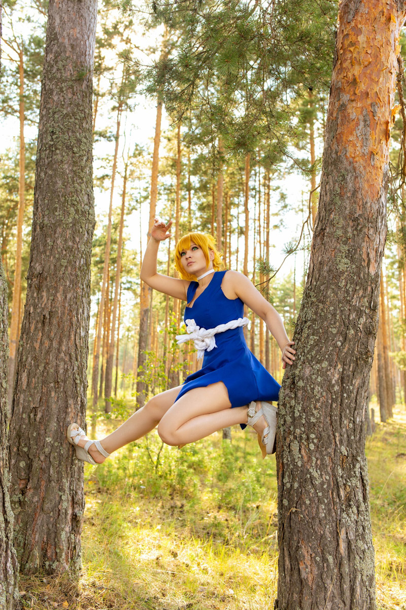 Участники косплей-команды из Владимирской области организовали фотосессию на тему популярного аниме. Все костюмы ребята сделали своими руками. В результате персонажи «Доктора Стоуна» материализовались прямо на берегу реки Клязьмы.