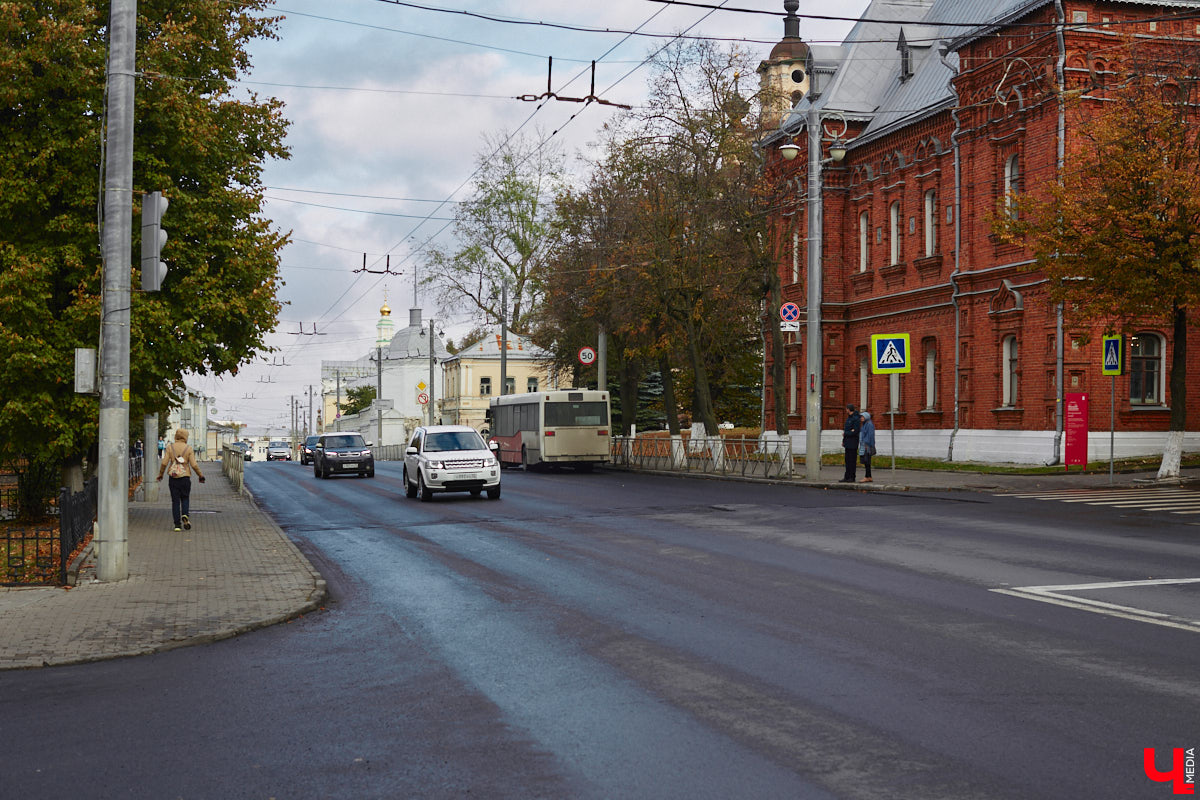 Департамент транспорта Москвы опубликовал схему развития наземного метро мегаполиса. И на ней можно рассмотреть наш город. Через семь лет МЦД обещают продлить до Владимира. Правда, как будет реализован проект, пока не очень понятно.