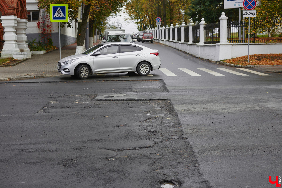 Департамент транспорта Москвы опубликовал схему развития наземного метро мегаполиса. И на ней можно рассмотреть наш город. Через семь лет МЦД обещают продлить до Владимира. Правда, как будет реализован проект, пока не очень понятно.