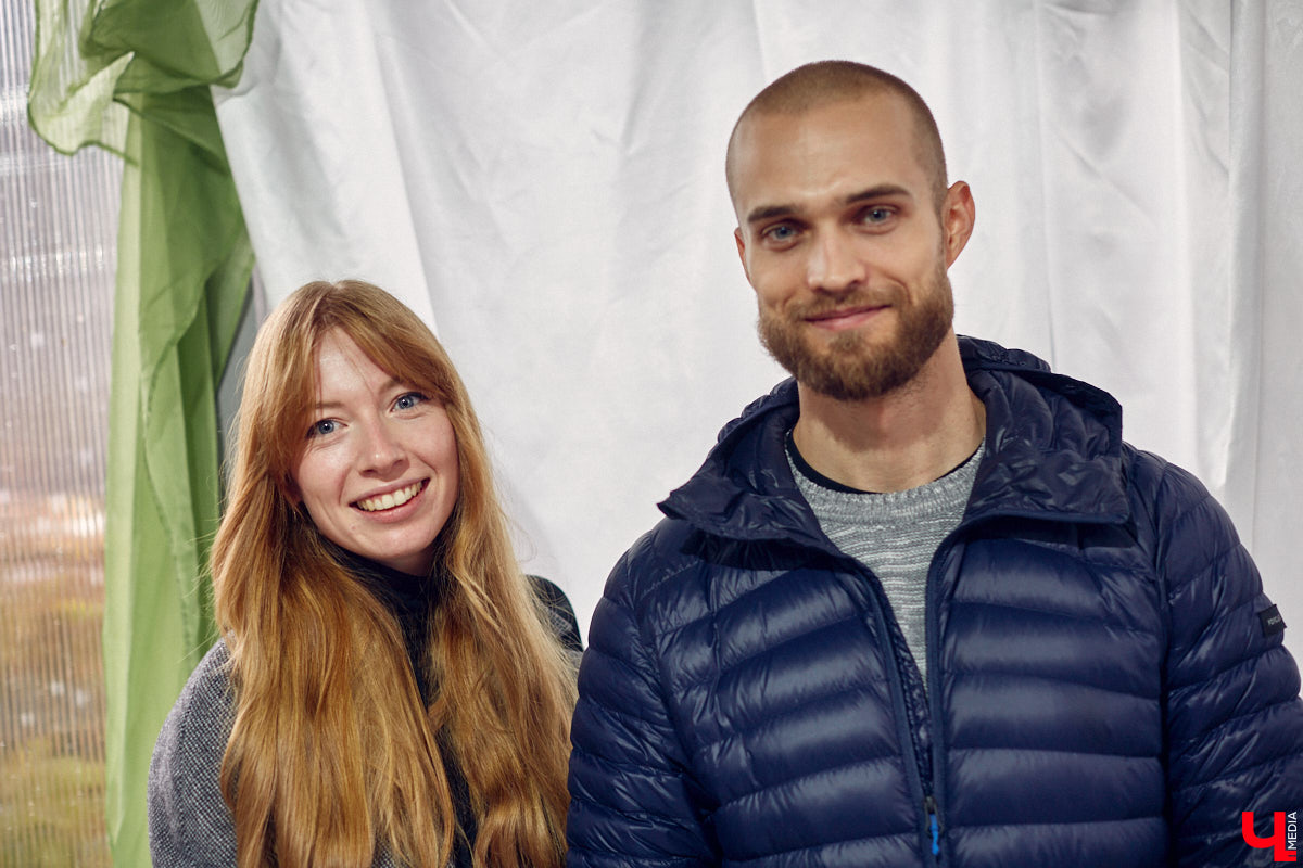 В минувшее воскресенье во Владимире прошел фестиваль еды, добрососедства и творчества. Несмотря на дождь, гостей на Девической, 8 собралось немало. «Ключ-Медиа» тоже побывал на празднике и оценил меню самой атмосферной локации этого дня.