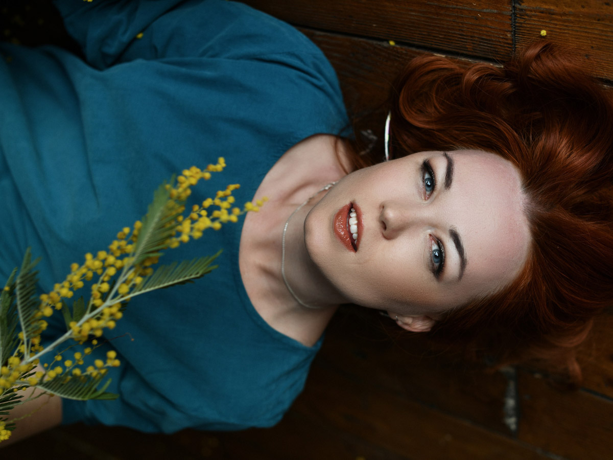 Владимирская певица Дария Сёмина представила свою новую работу. Композиция, записанная на диктофон, ждала своего исполнителя со времён пандемии, то есть почти три года. Премьера релиза состоялась на днях. Предлагаем вам самим оценить «Посткарантин».