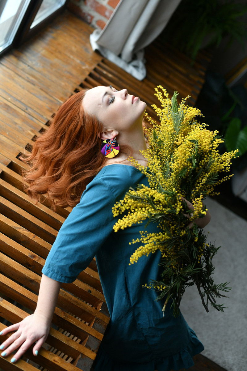 Владимирская певица Дария Сёмина представила свою новую работу. Композиция, записанная на диктофон, ждала своего исполнителя со времён пандемии, то есть почти три года. Премьера релиза состоялась на днях. Предлагаем вам самим оценить «Посткарантин».