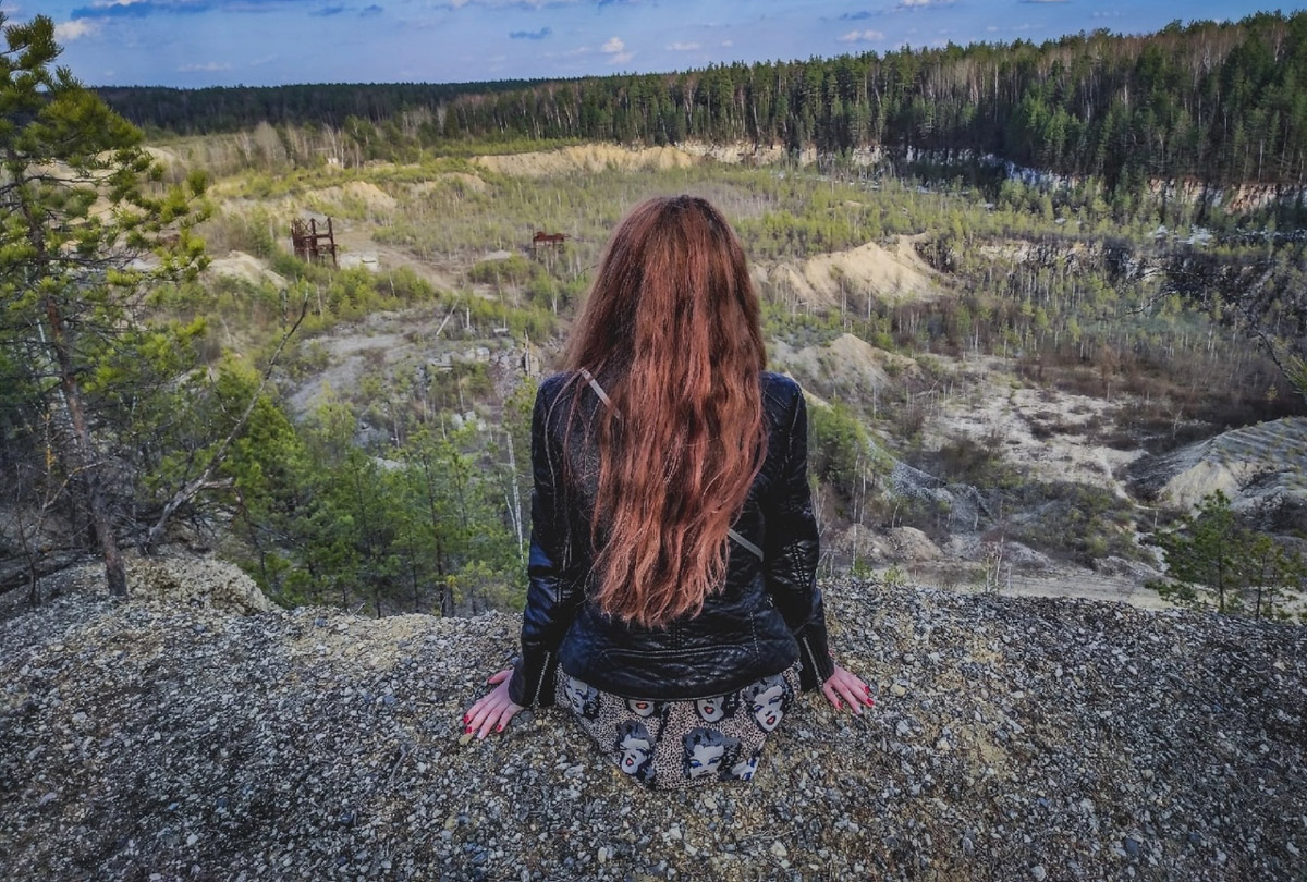 В Дюкинский заказник можно приехать не только за дзеном в окружении редких растений или альпинизмом. Для любителей заброшек здесь тоже найдется лакомый объект. В 70 км от Владимира стоит пустующий цех, который привлек внимание местного тревел-блогера.