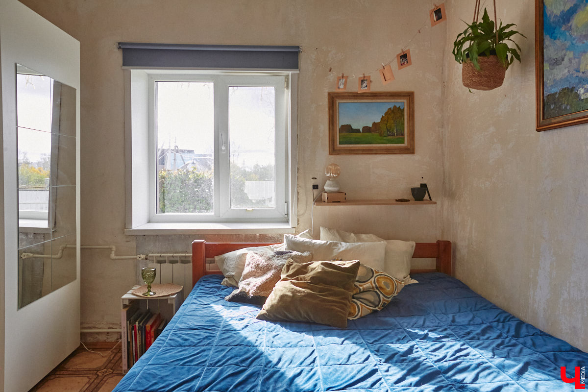 Как избавить дом от ненужных вещей и сделать пространство максимально гармоничным? Этот вопрос актуален для многих. Пользователи социальных сетей обмениваются советами по расхламлению и уборке квартиры за пять минут. Принять участие можно и в челлендже, и в марафоне. Владимирский блогер Арина Ёжкина решила поделиться с нами собственным опытом организации пространства на примере своего дома.