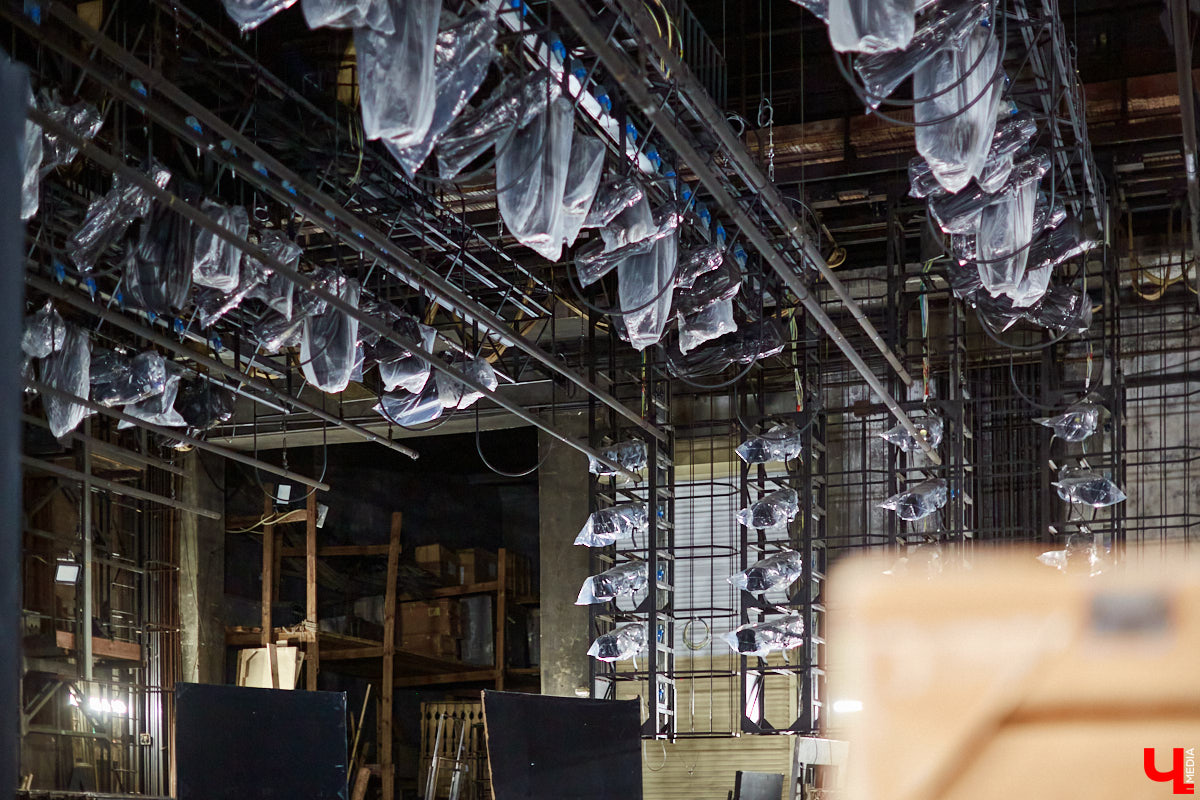 «Ключ-Медиа» решил вспомнить, какие восстановительные работы сейчас идут во Владимире, почему они затянулись и когда наконец здания, о которых пойдет речь в статье, приведут в порядок.