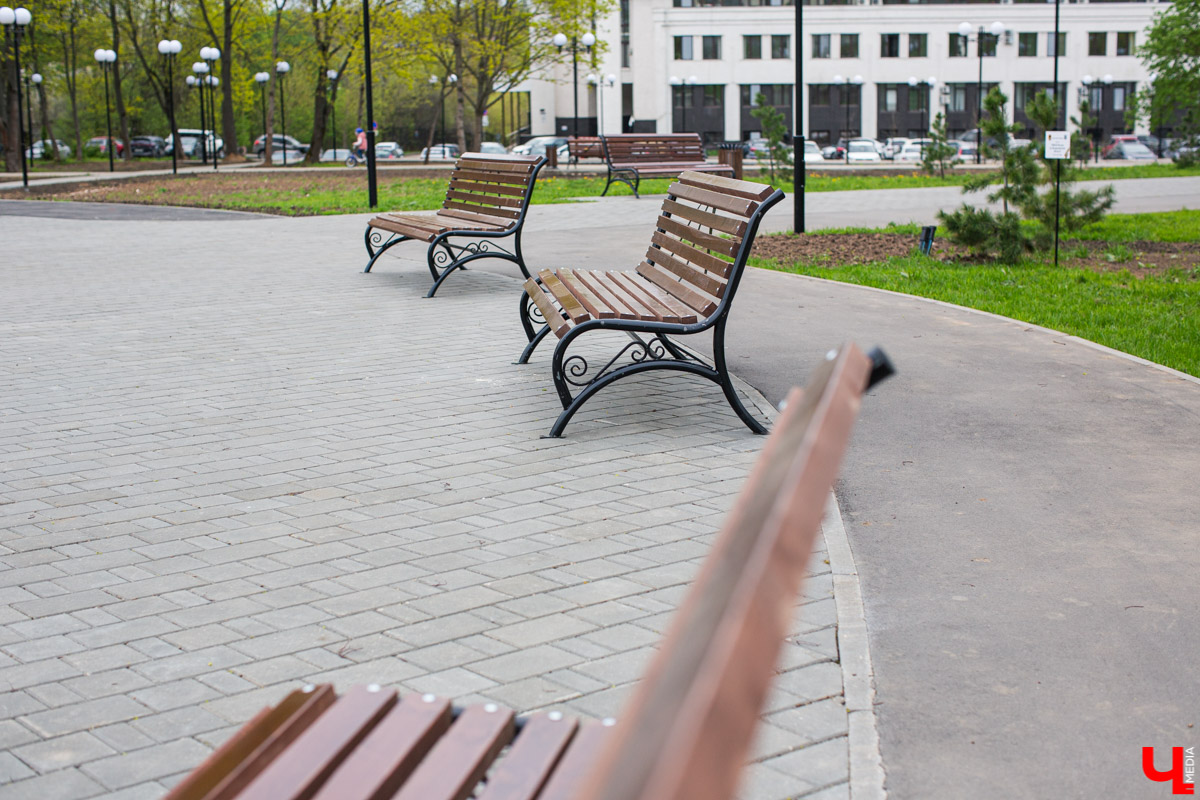 Владимир наконец-то получил звание «Город трудовой доблести». А значит, установка памятной стелы в честь этого события лишь вопрос времени. Где же она появится? Специалисты называют семь возможных вариантов.