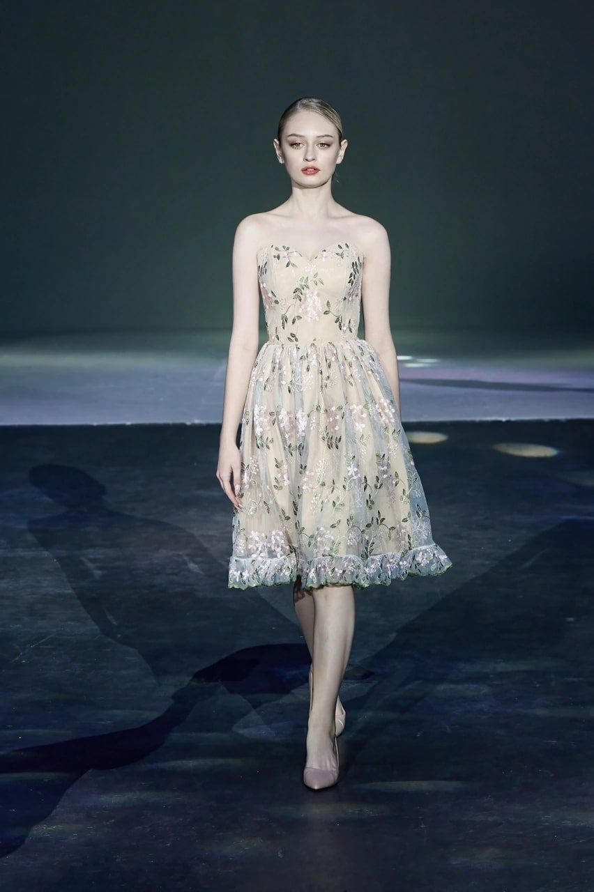 Талантливый человек талантлив во всем. Наталья Рязанова — дизайнер детской одежды — уже второй раз попробовала себя в подборе моделей и режиссуре показов на престижном столичном событии в мире моды. Подробности читайте в нашей статье.