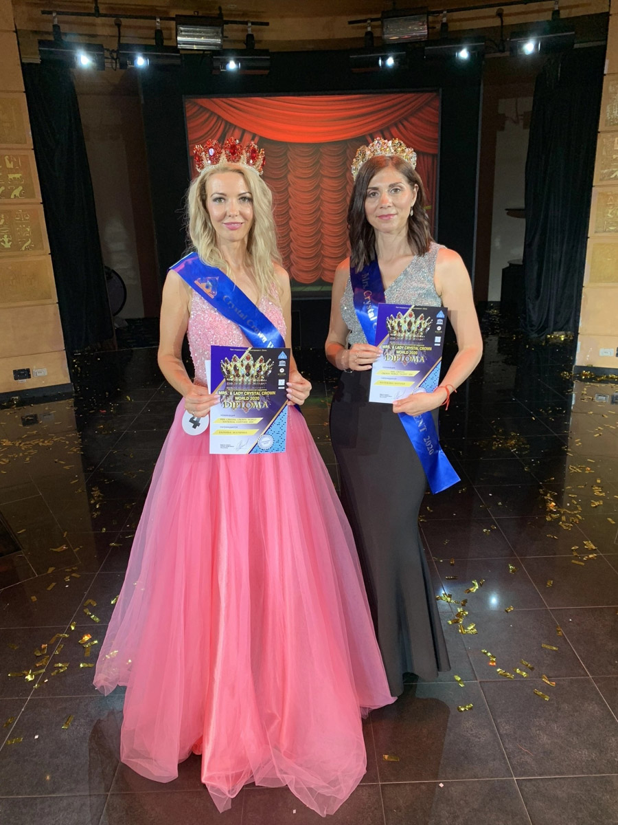 Модельное агентство и школа моделей Victory никогда не стоят на месте, постоянно находясь в развитии. Сейчас уже вовсю идет подготовка к официальному областному конкурсу красоты «Мисс и Миссис Владимирская земля — 2024». И в этот раз он будет еще масштабнее, чем обычно! Мы решили вспомнить историю развития конкурса и главные достижения его участниц.