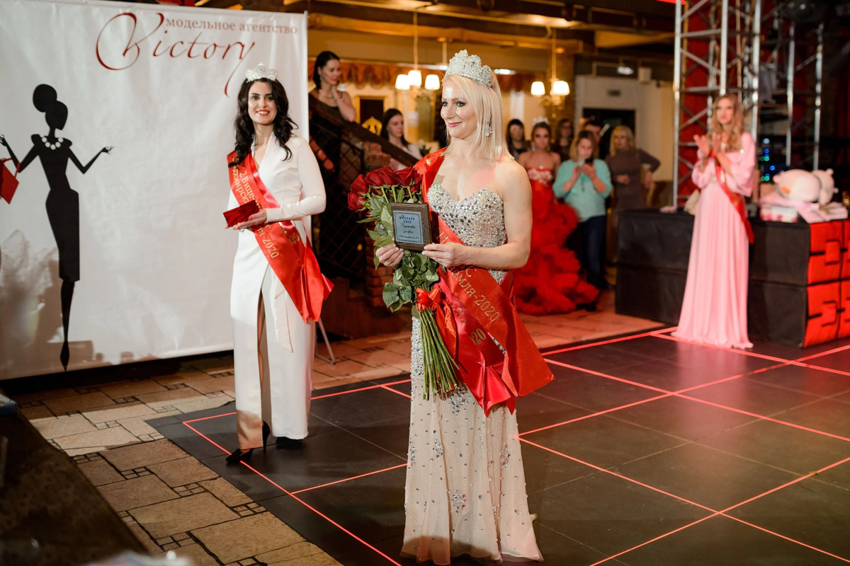 Модельное агентство и школа моделей Victory никогда не стоят на месте, постоянно находясь в развитии. Сейчас уже вовсю идет подготовка к официальному областному конкурсу красоты «Мисс и Миссис Владимирская земля — 2024». И в этот раз он будет еще масштабнее, чем обычно! Мы решили вспомнить историю развития конкурса и главные достижения его участниц.