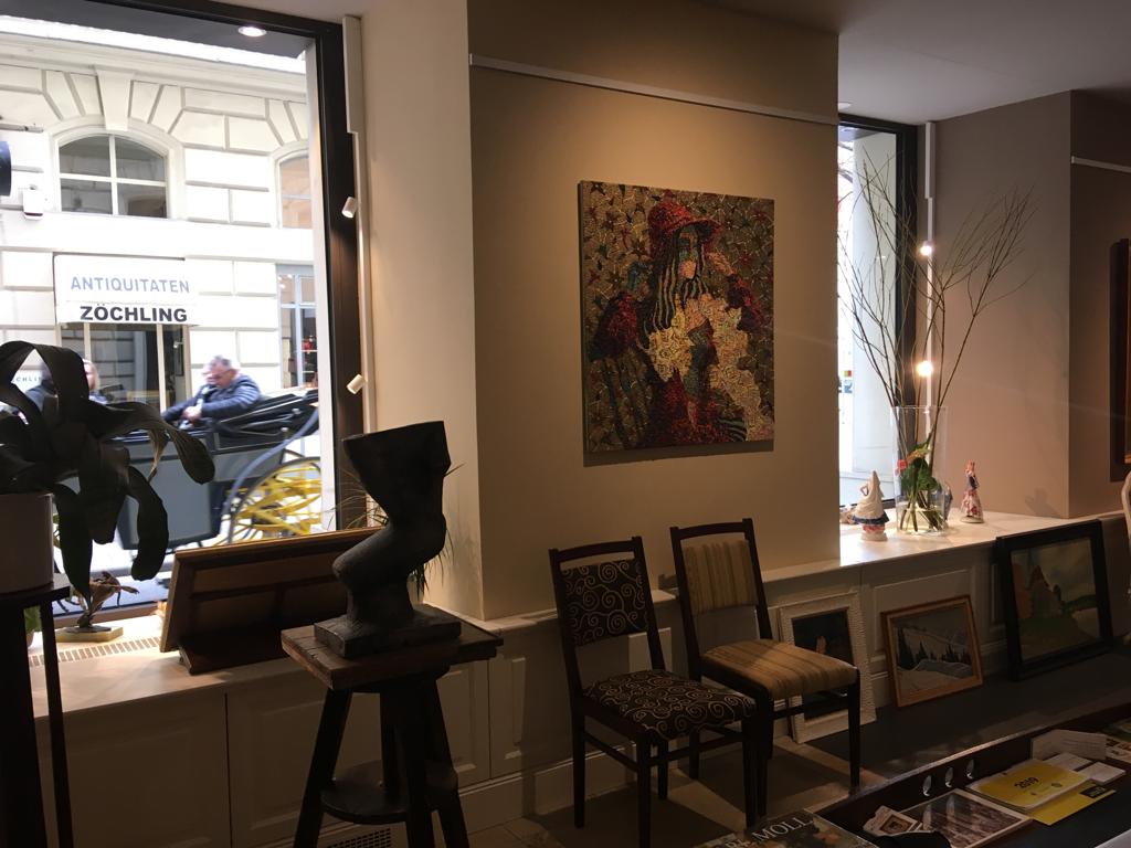 Знакомьтесь, импровизионизм. Нет-нет, мы не ошиблись и написали верно. Так называется стиль живописи, созданный владимирским художником. Работы Сергея Игнатова признаны во всем мире: выигрывают награды, выставляются за рубежом, продаются в частные коллекции за десятки тысяч евро. «Ключ-Медиа» заглянул в святая святых — мастерскую автора, чтобы приобщиться к прекрасному.