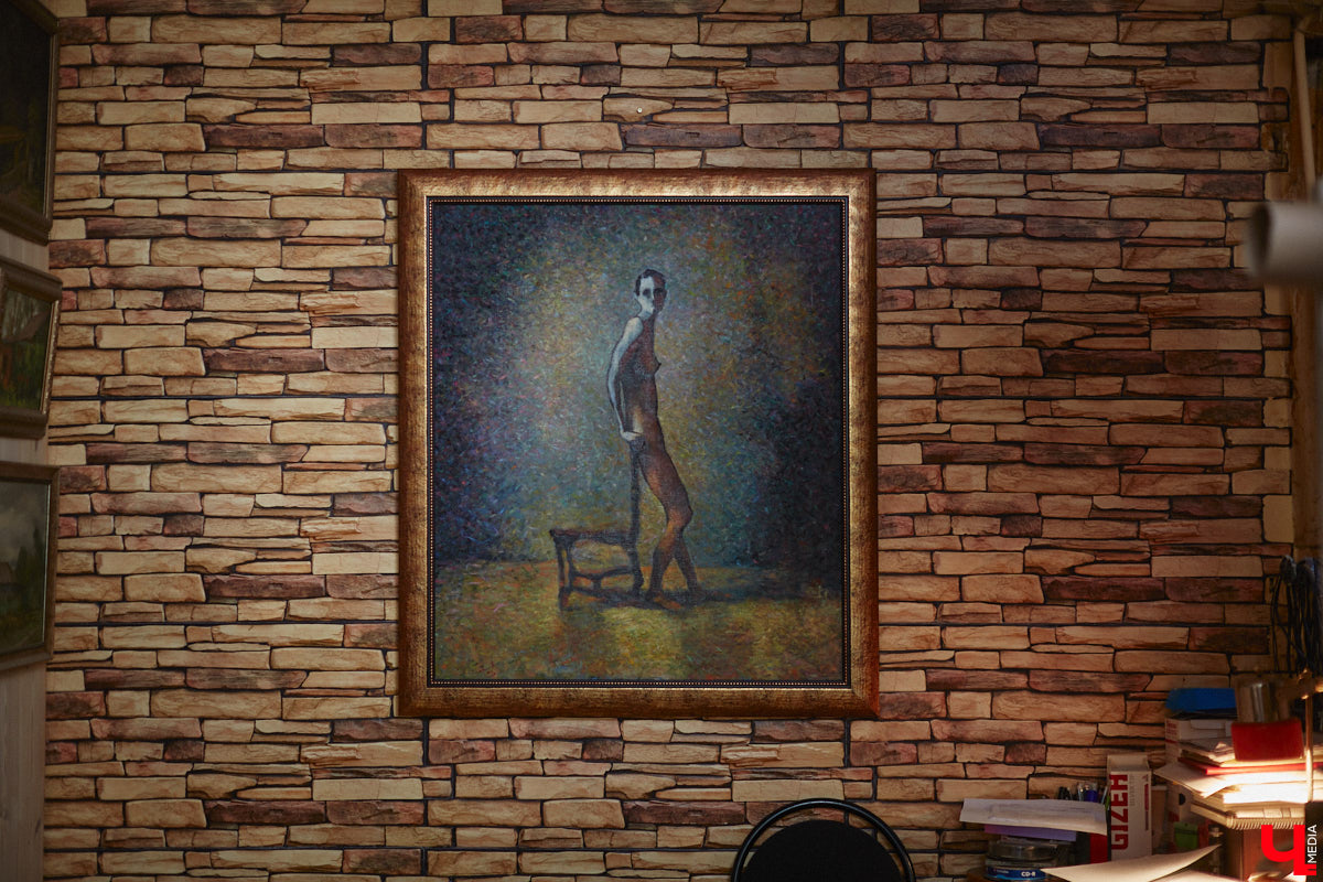 Знакомьтесь, импровизионизм. Нет-нет, мы не ошиблись и написали верно. Так называется стиль живописи, созданный владимирским художником. Работы Сергея Игнатова признаны во всем мире: выигрывают награды, выставляются за рубежом, продаются в частные коллекции за десятки тысяч евро. «Ключ-Медиа» заглянул в святая святых — мастерскую автора, чтобы приобщиться к прекрасному.