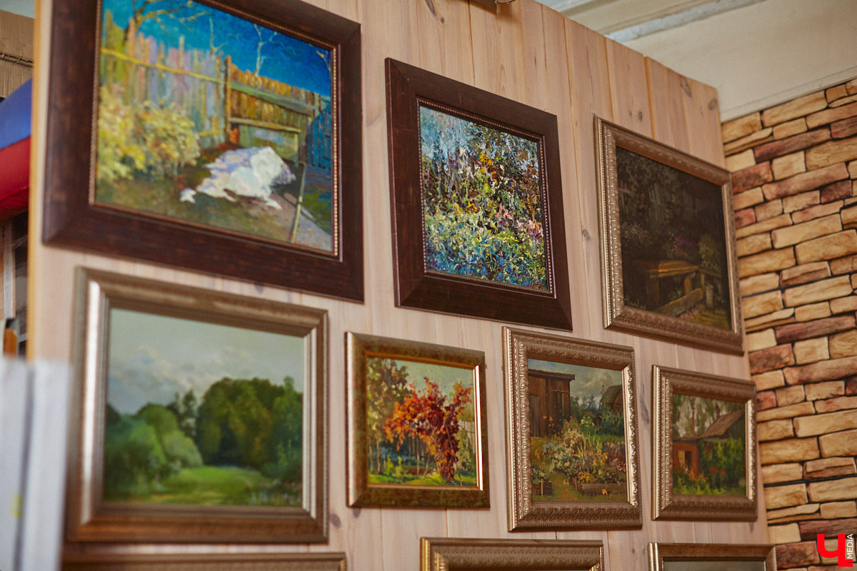 Знакомьтесь, импровизионизм. Нет-нет, мы не ошиблись и написали верно. Так называется стиль живописи, созданный владимирским художником. Работы Сергея Игнатова признаны во всем мире: выигрывают награды, выставляются за рубежом, продаются в частные коллекции за десятки тысяч евро. «Ключ-Медиа» заглянул в святая святых — мастерскую автора, чтобы приобщиться к прекрасному.